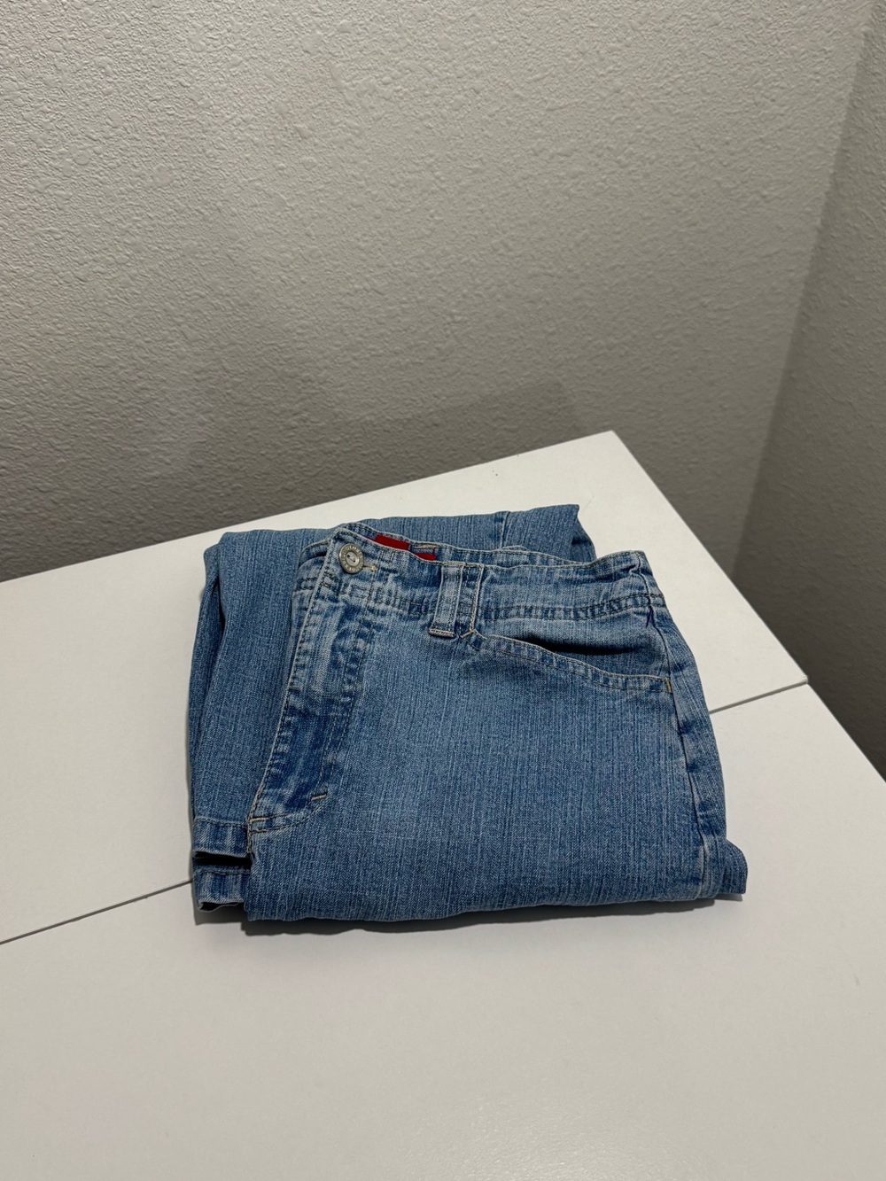 Blue capris
